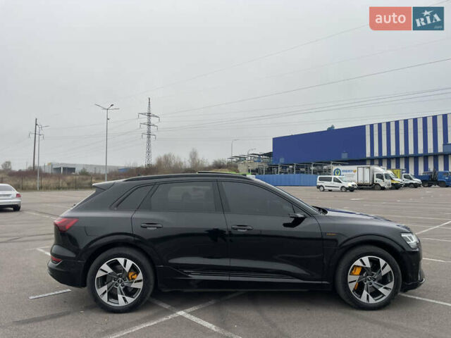 Черный Ауди E-Tron, объемом двигателя 0 л и пробегом 89 тыс. км за 39900 $, фото 5 на Automoto.ua