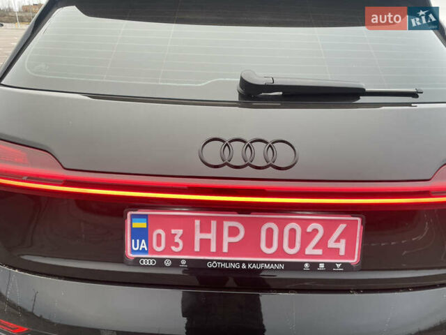 Черный Ауди E-Tron, объемом двигателя 0 л и пробегом 39 тыс. км за 39950 $, фото 29 на Automoto.ua