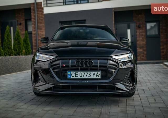 Черный Ауди E-Tron, объемом двигателя 0 л и пробегом 25 тыс. км за 55000 $, фото 2 на Automoto.ua