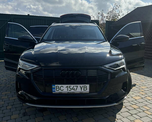 Черный Ауди E-Tron, объемом двигателя 0 л и пробегом 45 тыс. км за 30800 $, фото 8 на Automoto.ua