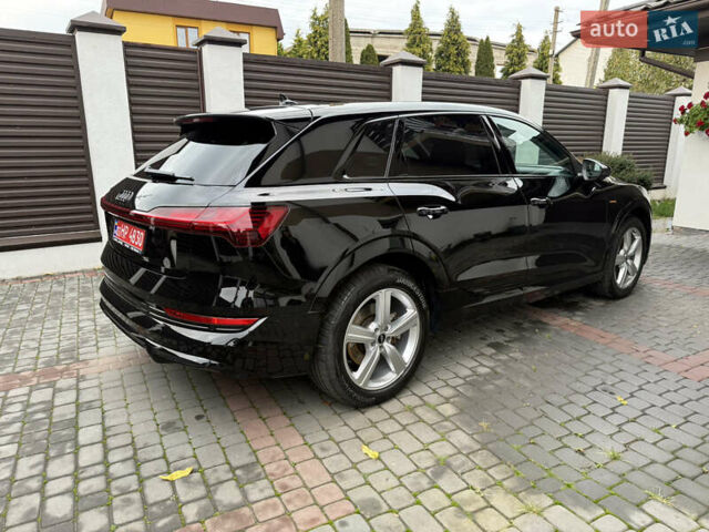 Черный Ауди E-Tron, объемом двигателя 0 л и пробегом 64 тыс. км за 31700 $, фото 55 на Automoto.ua