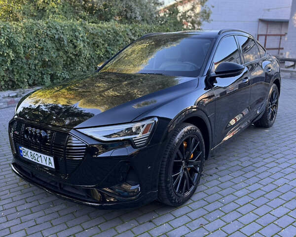 Черный Ауди E-Tron, объемом двигателя 0 л и пробегом 91 тыс. км за 36500 $, фото 4 на Automoto.ua