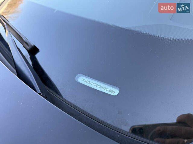 Чорний Ауді E-Tron, об'ємом двигуна 0 л та пробігом 79 тис. км за 29999 $, фото 69 на Automoto.ua