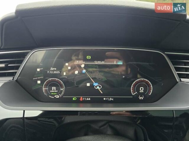 Чорний Ауді E-Tron, об'ємом двигуна 0 л та пробігом 61 тис. км за 47777 $, фото 107 на Automoto.ua