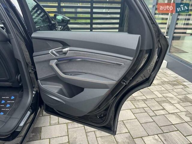 Черный Ауди E-Tron, объемом двигателя 0 л и пробегом 82 тыс. км за 39900 $, фото 37 на Automoto.ua
