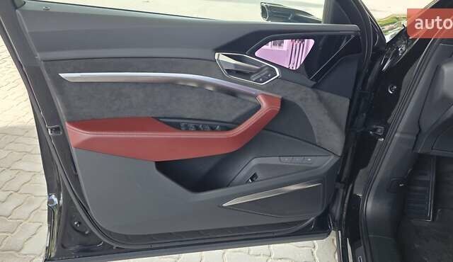 Ауди E-Tron 2022 в Тернополе на Automoto.ua Черный Ауди E-Tron, объемом двигателя 0 л и пробегом 99 тыс. км за 45500 $, фото 69 на Automoto.ua