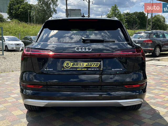 Черный Ауди E-Tron, объемом двигателя 0 л и пробегом 46 тыс. км за 39000 $, фото 5 на Automoto.ua