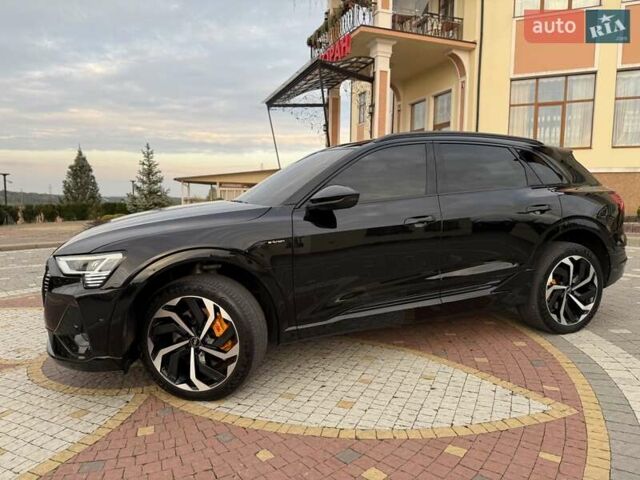 Черный Ауди E-Tron, объемом двигателя 0 л и пробегом 150 тыс. км за 31950 $, фото 151 на Automoto.ua