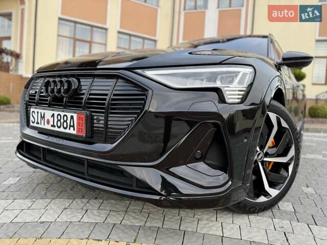 Черный Ауди E-Tron, объемом двигателя 0 л и пробегом 150 тыс. км за 31950 $, фото 13 на Automoto.ua