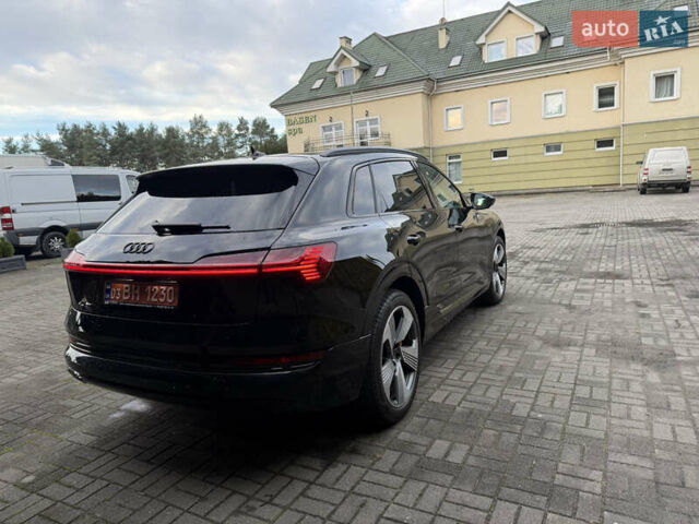 Черный Ауди E-Tron, объемом двигателя 0 л и пробегом 56 тыс. км за 40890 $, фото 5 на Automoto.ua
