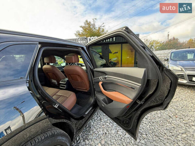 Черный Ауди E-Tron, объемом двигателя 0 л и пробегом 80 тыс. км за 34500 $, фото 52 на Automoto.ua