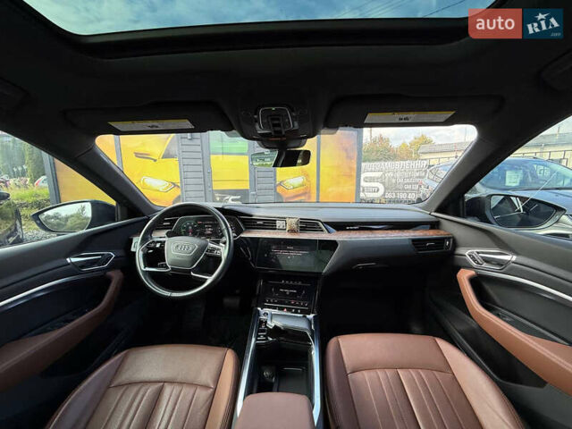 Черный Ауди E-Tron, объемом двигателя 0 л и пробегом 80 тыс. км за 34500 $, фото 4 на Automoto.ua