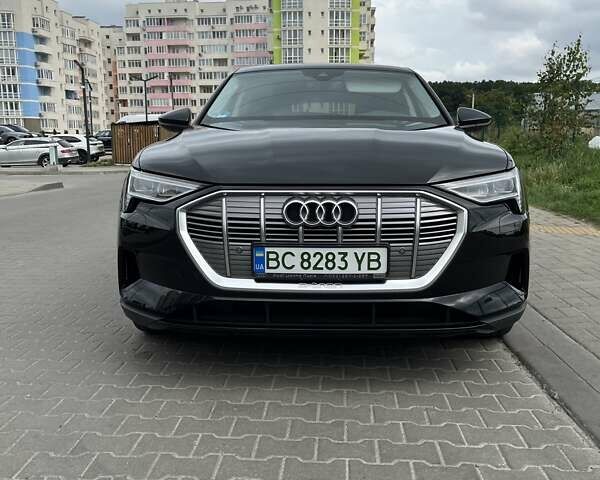 Черный Ауди E-Tron, объемом двигателя 0 л и пробегом 46 тыс. км за 33500 $, фото 6 на Automoto.ua