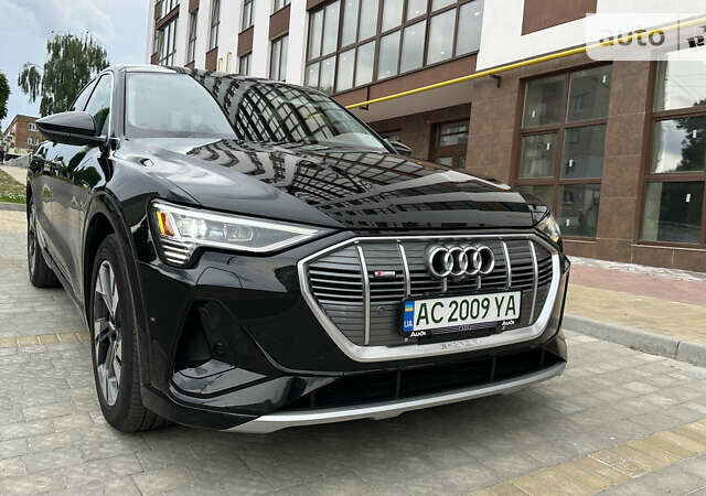 Черный Ауди E-Tron, объемом двигателя 0 л и пробегом 53 тыс. км за 42000 $, фото 5 на Automoto.ua