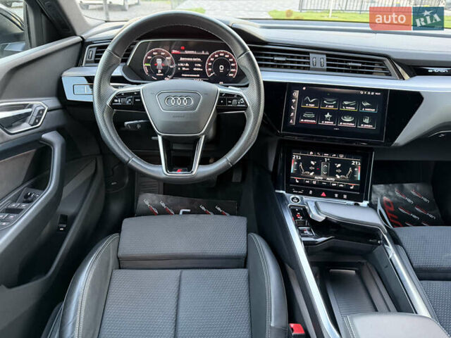 Черный Ауди E-Tron, объемом двигателя 0 л и пробегом 45 тыс. км за 30900 $, фото 36 на Automoto.ua
