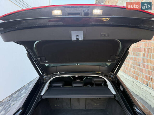 Чорний Ауді E-Tron, об'ємом двигуна 0 л та пробігом 55 тис. км за 36199 $, фото 21 на Automoto.ua