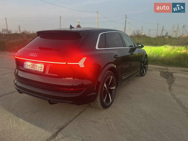 Чорний Ауді E-Tron, об'ємом двигуна 0 л та пробігом 57 тис. км за 41500 $, фото 51 на Automoto.ua