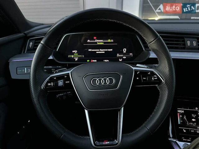 Черный Ауди E-Tron, объемом двигателя 0 л и пробегом 158 тыс. км за 31000 $, фото 65 на Automoto.ua