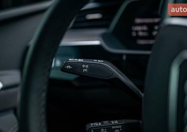 Черный Ауди E-Tron, объемом двигателя 0 л и пробегом 25 тыс. км за 55000 $, фото 54 на Automoto.ua