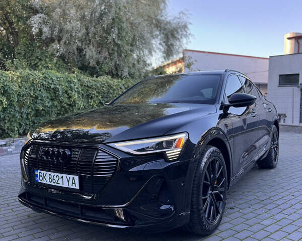Черный Ауди E-Tron, объемом двигателя 0 л и пробегом 91 тыс. км за 36500 $, фото 50 на Automoto.ua