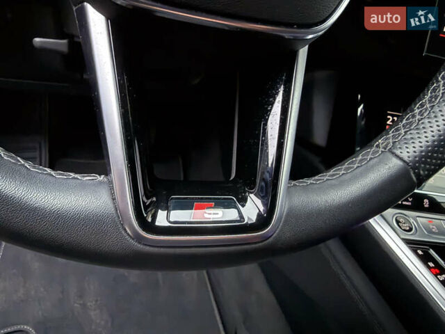 Черный Ауди E-Tron, объемом двигателя 0 л и пробегом 95 тыс. км за 38500 $, фото 44 на Automoto.ua