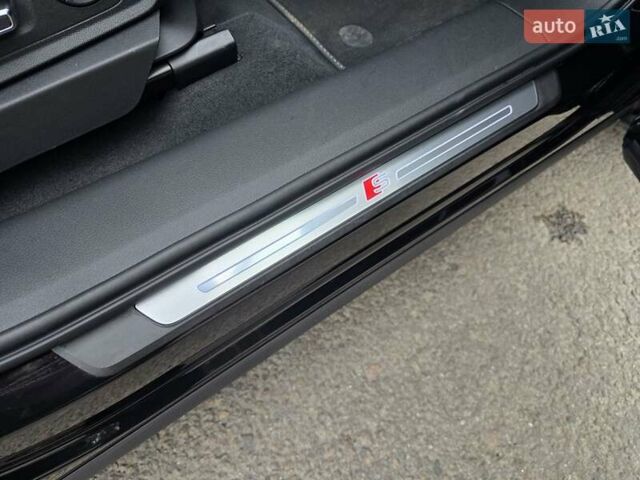 Чорний Ауді E-Tron, об'ємом двигуна 0 л та пробігом 61 тис. км за 47777 $, фото 89 на Automoto.ua