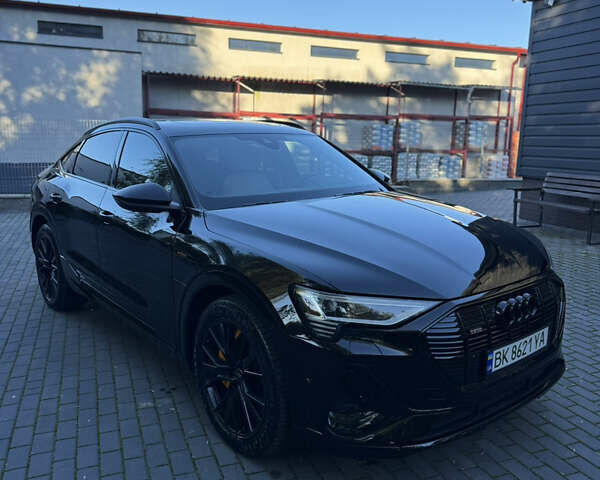 Черный Ауди E-Tron, объемом двигателя 0 л и пробегом 91 тыс. км за 36500 $, фото 5 на Automoto.ua