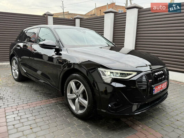 Черный Ауди E-Tron, объемом двигателя 0 л и пробегом 64 тыс. км за 31700 $, фото 15 на Automoto.ua