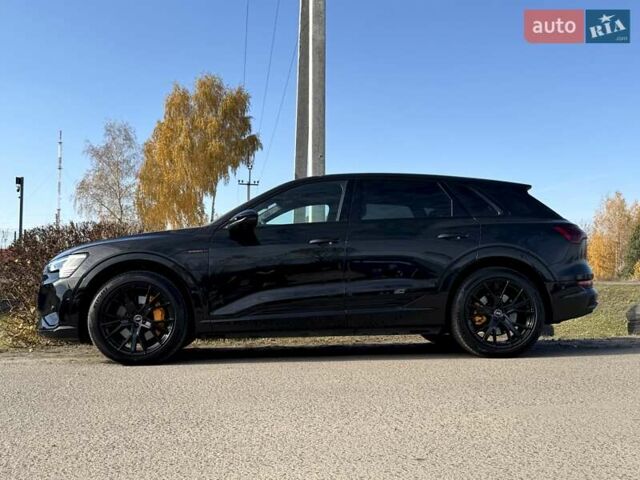 Чорний Ауді E-Tron, об'ємом двигуна 0 л та пробігом 103 тис. км за 36600 $, фото 10 на Automoto.ua