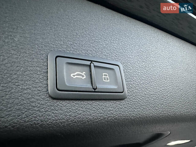 Черный Ауди E-Tron, объемом двигателя 0 л и пробегом 158 тыс. км за 31000 $, фото 52 на Automoto.ua