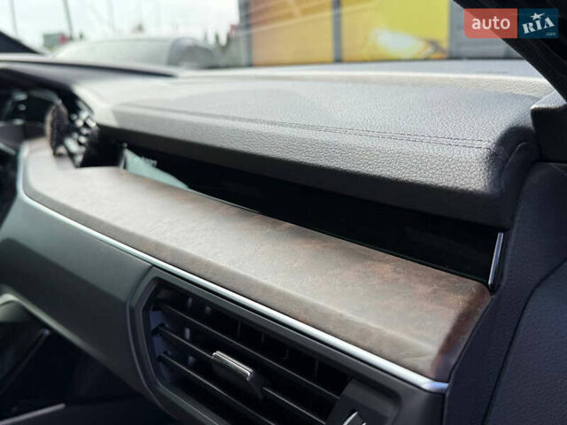 Черный Ауди E-Tron, объемом двигателя 0 л и пробегом 80 тыс. км за 34500 $, фото 48 на Automoto.ua