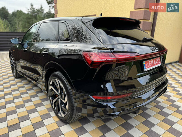 Черный Ауди E-Tron, объемом двигателя 0 л и пробегом 38 тыс. км за 41999 $, фото 4 на Automoto.ua