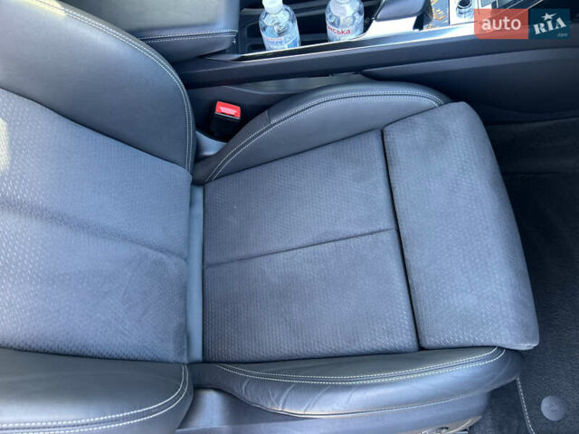 Чорний Ауді E-Tron, об'ємом двигуна 0 л та пробігом 57 тис. км за 41500 $, фото 34 на Automoto.ua