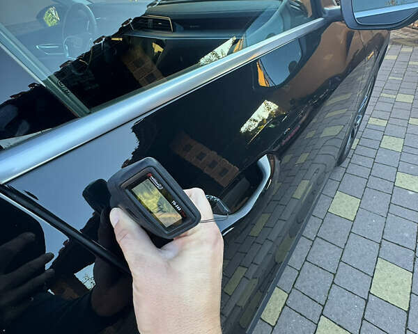 Черный Ауди E-Tron, объемом двигателя 0 л и пробегом 129 тыс. км за 27777 $, фото 43 на Automoto.ua