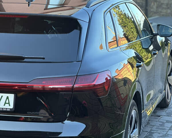 Черный Ауди E-Tron, объемом двигателя 0 л и пробегом 38 тыс. км за 35500 $, фото 18 на Automoto.ua