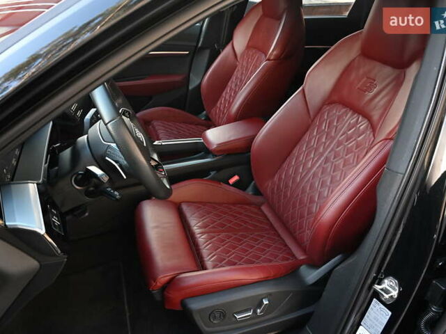 Черный Ауди E-Tron, объемом двигателя 0 л и пробегом 65 тыс. км за 44284 $, фото 5 на Automoto.ua