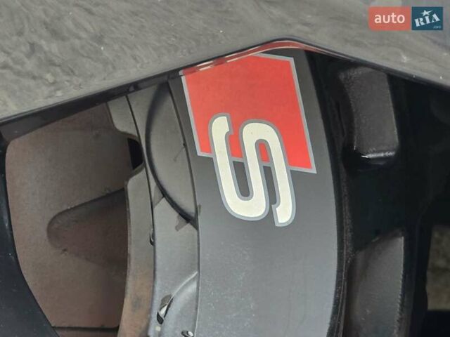 Чорний Ауді E-Tron, об'ємом двигуна 0 л та пробігом 61 тис. км за 47777 $, фото 27 на Automoto.ua