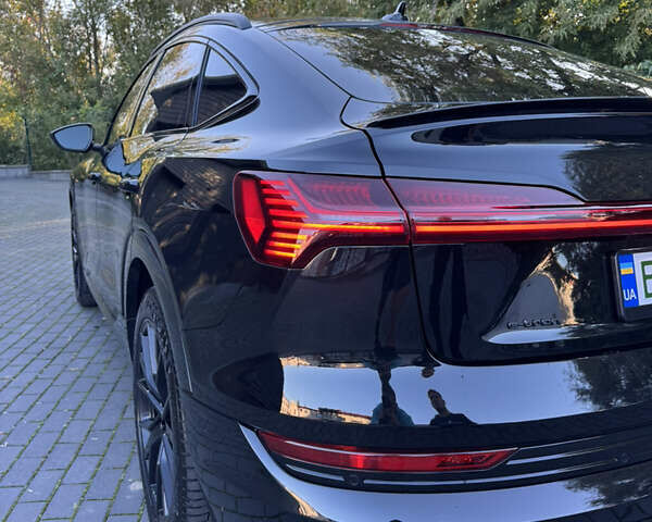 Черный Ауди E-Tron, объемом двигателя 0 л и пробегом 91 тыс. км за 36500 $, фото 59 на Automoto.ua