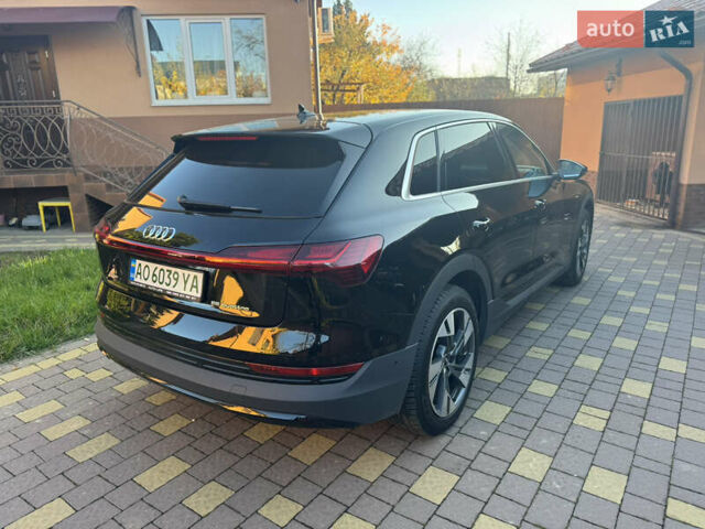 Черный Ауди E-Tron, объемом двигателя 0 л и пробегом 129 тыс. км за 27777 $, фото 3 на Automoto.ua