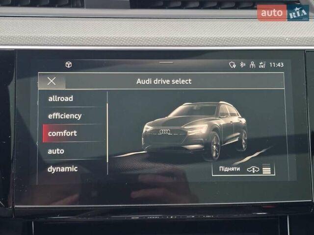 Чорний Ауді E-Tron, об'ємом двигуна 0 л та пробігом 61 тис. км за 47777 $, фото 115 на Automoto.ua