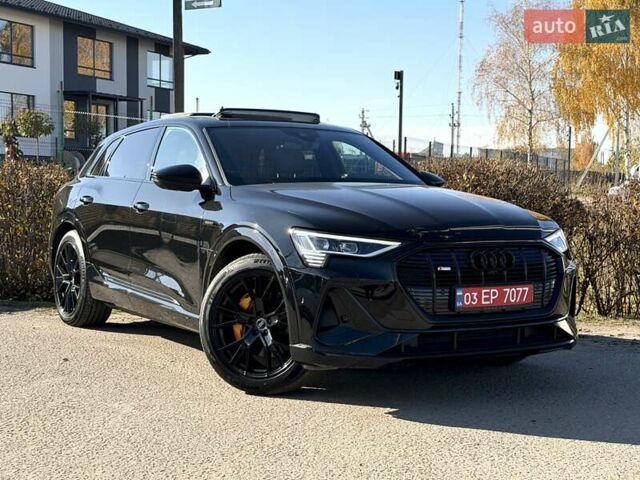 Чорний Ауді E-Tron, об'ємом двигуна 0 л та пробігом 103 тис. км за 36600 $, фото 3 на Automoto.ua