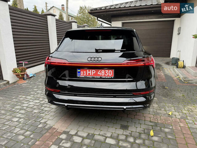 Черный Ауди E-Tron, объемом двигателя 0 л и пробегом 64 тыс. км за 31700 $, фото 11 на Automoto.ua