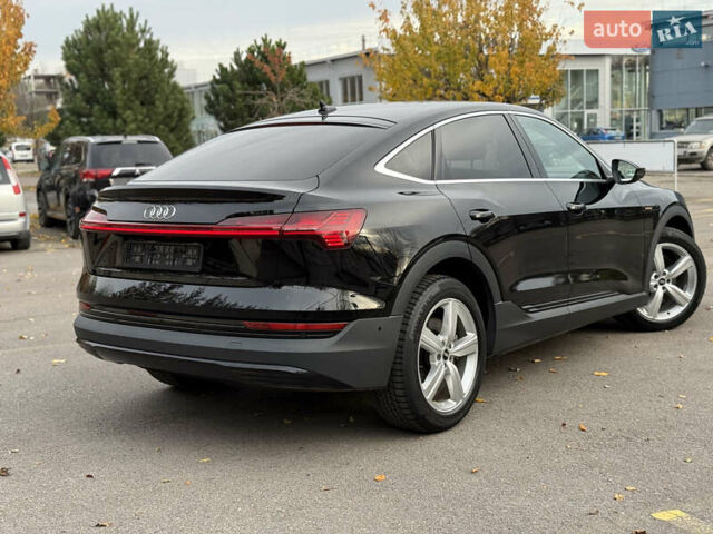 Черный Ауди E-Tron, объемом двигателя 0 л и пробегом 79 тыс. км за 29999 $, фото 6 на Automoto.ua