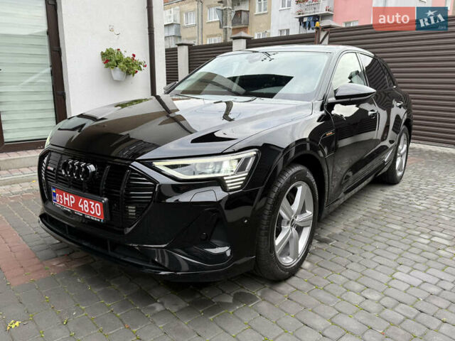 Черный Ауди E-Tron, объемом двигателя 0 л и пробегом 64 тыс. км за 31700 $, фото 18 на Automoto.ua