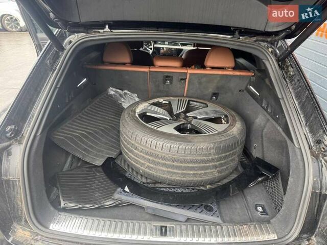 Чорний Ауді E-Tron, об'ємом двигуна 0 л та пробігом 81 тис. км за 25900 $, фото 19 на Automoto.ua