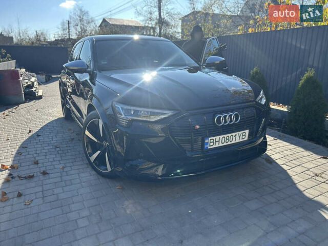 Чорний Ауді E-Tron, об'ємом двигуна 0 л та пробігом 57 тис. км за 41500 $, фото 25 на Automoto.ua