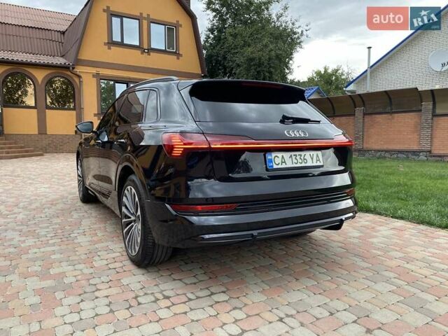 Черный Ауди E-Tron, объемом двигателя 0 л и пробегом 101 тыс. км за 38777 $, фото 18 на Automoto.ua