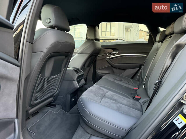 Черный Ауди E-Tron, объемом двигателя 0 л и пробегом 45 тыс. км за 30900 $, фото 32 на Automoto.ua