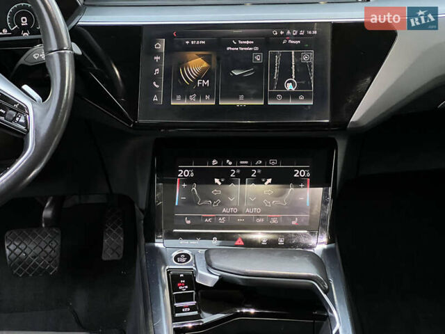 Чорний Ауді E-Tron, об'ємом двигуна 0 л та пробігом 112 тис. км за 33900 $, фото 13 на Automoto.ua