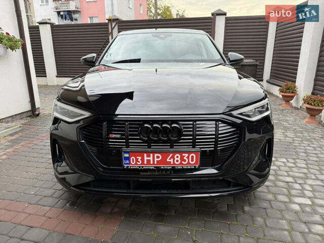 Черный Ауди E-Tron, объемом двигателя 0 л и пробегом 64 тыс. км за 31700 $, фото 58 на Automoto.ua